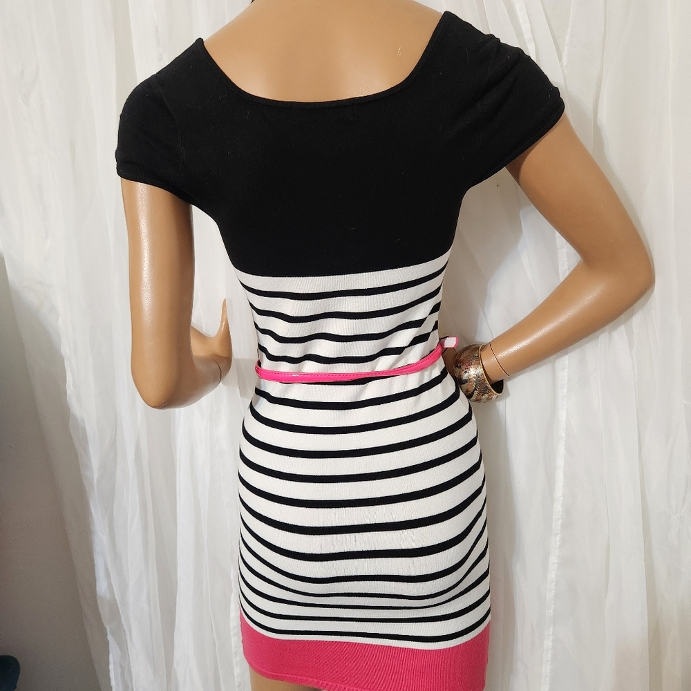 Arden B Black and White Striped Dress with Pink Accents Sz. Small - Picture 5 of 11